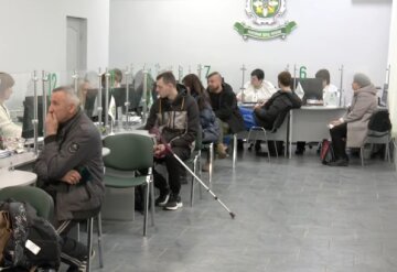 Денежная помощь для пенсионеров в Запорожской области