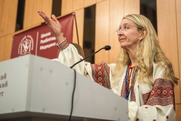 Супрун відсторонили з МОЗ, почалися гарячі суперечки: “Браво, давно пора”