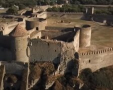 Башня Аккерманской крепости на Одесчине под угрозой обрушения: кадры с места