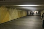 ЧП в киевском метро: потолок упал на глазах у людей, кадры разрушений