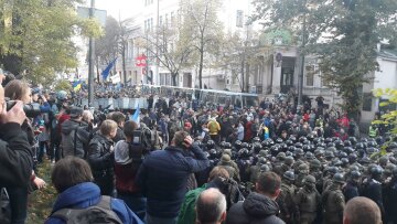 Надо идти всем, нельзя сдаваться: украинцы решительно отреагировали на призыв Саакашвили