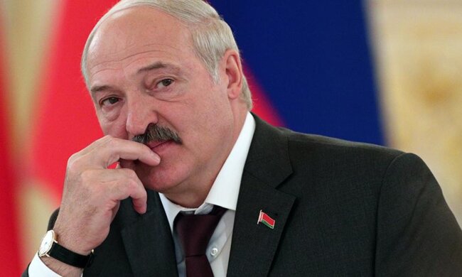 "Трохи трон захитався - Путін допоможи": Лукашенко невтішно висловився про українців і отримав відповідь