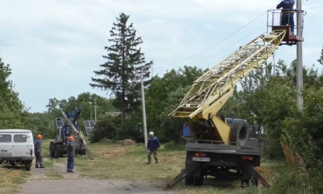 Графіки відключення світла у Чернігівській області на 4 липня