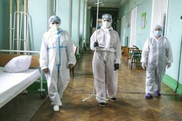 "Под аппаратами ИВЛ": в Киеве не уменьшается число зараженных китайским вирусом, детали