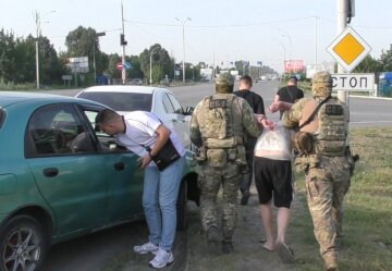 1,5 млн пропали з рахунків павших героїв: викрито чоловіків, які нажились на військових ЗСУ