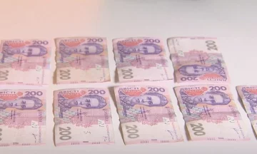 Грошова допомога для пенсіонерів в Одесі