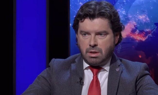 Новак объяснил, откуда деньги на повышение минималки: "Минфин еженедельно..."