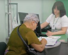 Гуманітарна допомога для пенсіонерів у Хмельницькому