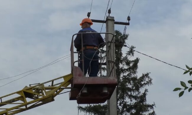графіки відключення світла у Полтавській області на тиждень з 6 по 12 липня