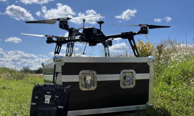 квадрокоптер STING