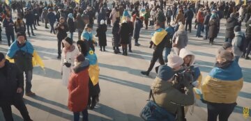 На патріотичну ходу в Харкові вийшло понад 5 тисяч українців: заява Нацкорпусу