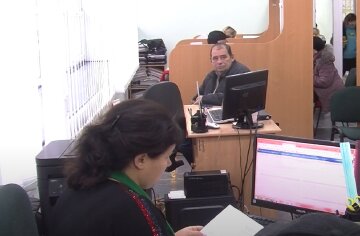 Денежная помощь для пенсионеров в Черниговской области