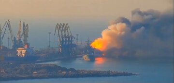корабль РФ, Бердянск, порт, пожар