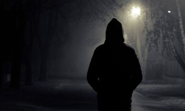 Неадекват влаштував полювання на дівчат в Дніпрі, з'явилися страхітливі кадри: "переслідував поки не..."