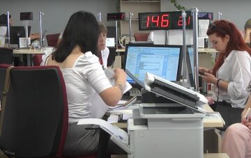 Грошова допомога на догляд за пенсіонером в Дніпрі