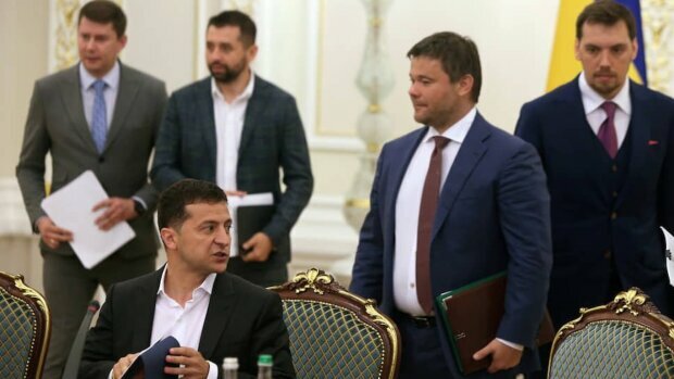 Владимир Зеленский, Андрей Богдан, Давид Арахамия
