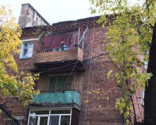 Люди, у которых родня в Донецке, начинают прозревать — волонтер