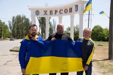 Помощь, которая спасает: фонд «Надежда», Валерий Дубиль и Николай Томенко поддержали военных и медиков в Херсонской и Николаевской областях