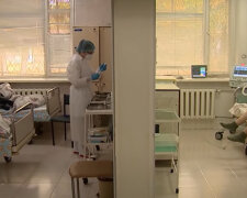 Вирус продолжает распространяться по Днепропетровщине: более трех сотен больных в сутки
