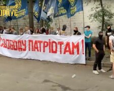 Представители Азовского движения вместе с другими патриотами 8-й год не дают пророссийским силам развалить страну изнутри: заявление «Нацкорпуса»
