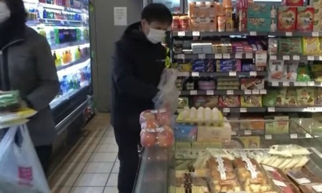 коронавірус, магазин, продукти, люди в масках