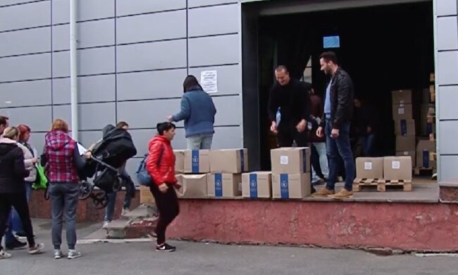 Безкоштовні продукти для ВПО у Дніпрі