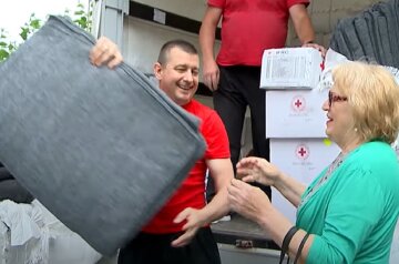 Гуманитарная помощь для пенсионеров в Харьковской области
