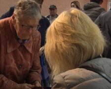 Безкоштовні продукти для ВПО та пенсіонерів у Полтаві