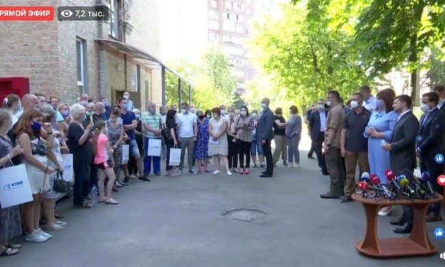 Житель взорвавшегося дома на Позняках опроверг утечку газа – стояк находится в непострадавшей части дома