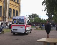 Взрыв на выставке в Чернигове: врачи делают все возможное, чтобы спасти двухлетнего малыша