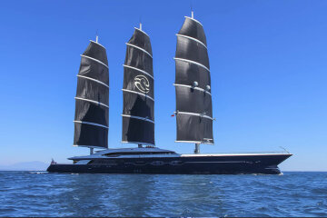 Олег Бурлаков, яхта "Чорна перлина"