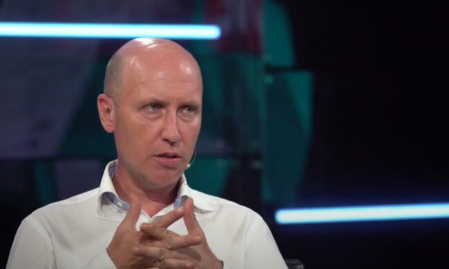 Фронт, экономика, политика: Руслан Бизяев назвал ключевые вызовы для Украины этой осени