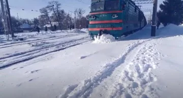 Серьезное ЧП на "Укрзалізнице", сделано экстренное заявление: "Из-за непогоды и обледенения..."