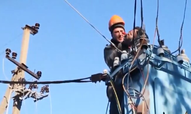 Графики отключения света в Запорожье и области на 19 февраля