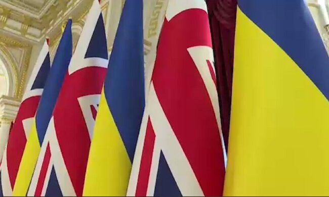 Украина и Великобритания, флаги
