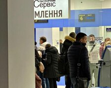 Переполох на Одещині: жителі міста масово оформляють закордонні паспорти