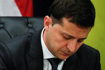 "Это предательство!": Романенко привел в чувства "улетевшего в астрал" Зеленского