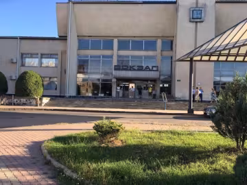 “Обшарпано та занедбано”: Саакашвілі показав сину Закарпаття (фото)
