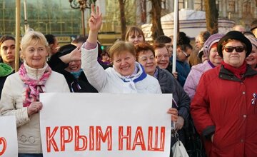 »Крым наш», но спасаться едем в Европу: всплыл мерзкий поступок фаната «ДНР»
