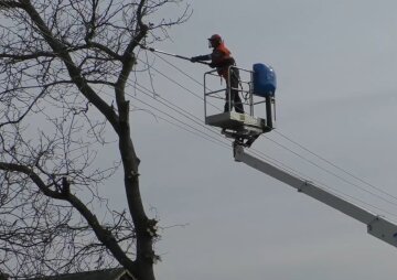 Графіки відключення світла у Дніпропетровській області на 4 квітня