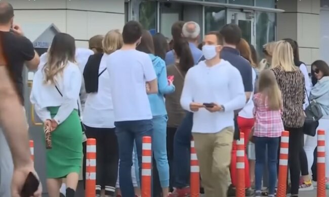 карантин, маски, люди, черга