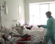 Из одесских больниц медики массово выписывают пациентов: "Просят концентратор, чтобы долечиваться дома"