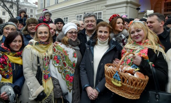 Порошенко против переноса Рождества
