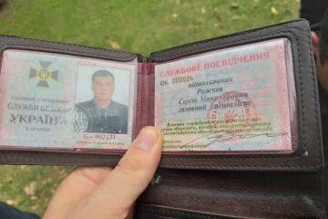 Настоящее отвращение: в СБУ отреагировали на скандал с офицером, которого задержали со спущенными штанами