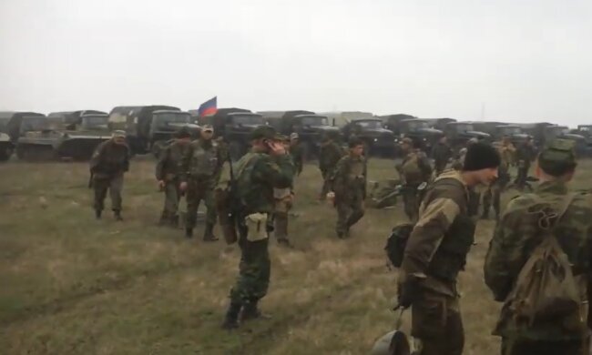 Боевики перебросили на Донбасс тяжелое вооружение, масштабы впечатляют: "кругом танки и..."