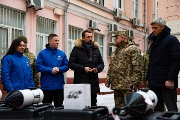 допомога від фонду Надія, Валерія Дубіля та Віти Присяжнюк