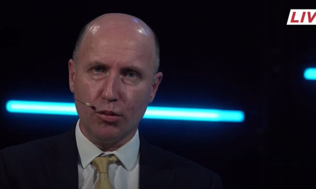 «Франция увеличивает на 3 миллиарда оборонный бюджет»: Руслан Бизяев рассказал, к чему готовится Макрон