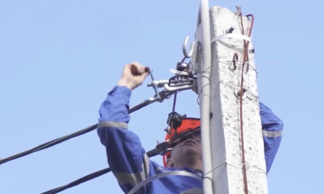 Графіки відключення світла в Одеській області на 23 грудня