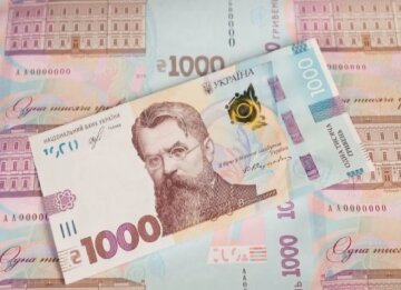 Денежная помощь для пенсионеров в Днепропетровской области