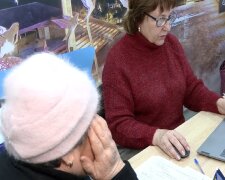 Безкоштовні продукти для ВПО та пенсіонерів у Харкові